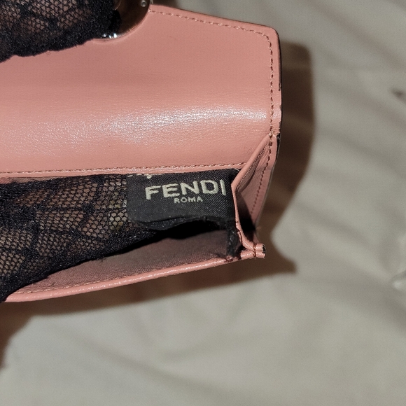 💠 Authenic Fendi Pink Wallet💠 - Picture 11 of 13
